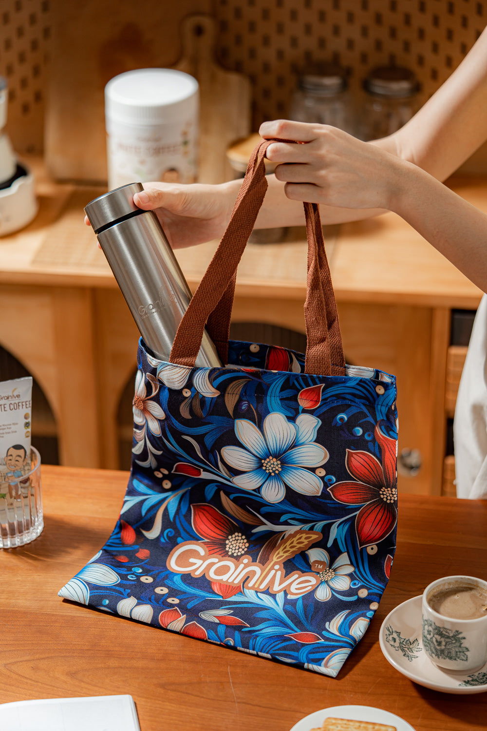 Buy 10 Get 2 FREE + Batik Bag, Coffee Cup & Thermos